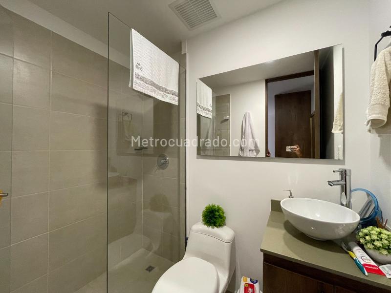 2BR Apartment in San Antonio De Pereira (60 m²) - 4