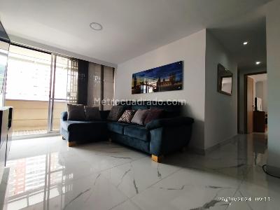 Apartamento de 3 alcobas en venta en Los Colores, Medellín, 99 m² · foto 2 de 19
