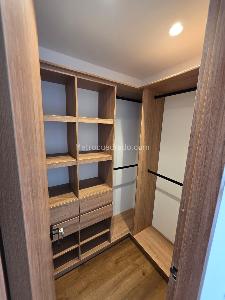 Apartamento de 3 alcobas en venta en Loma De Las Brujas, Envigado, 189 m² · foto 4 de 20