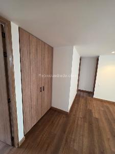 Apartamento de 3 alcobas en venta en Loma De Las Brujas, Envigado, 189 m² · foto 8 de 20