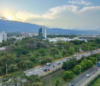 Apartamento en venta en Valle Del Lili, Cali · foto 4 de 20