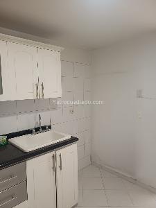 Apartamento en venta en Laureles, Medellín · foto 2 de 14