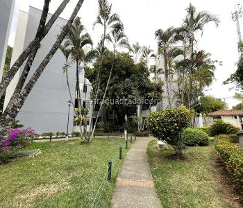Apartamento en venta en Los Farallones, Cali · foto 3 de 20