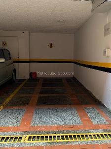 Apartamento de 3 alcobas en venta en El Tesoro, Medellín, 95 m² · foto 3 de 20