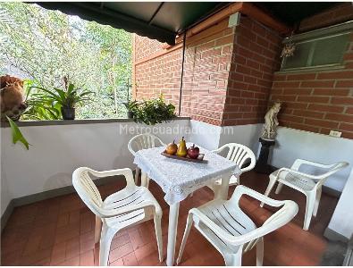 Apartamento de 3 alcobas en venta en El Tesoro, Medellín, 95 m² · foto 4 de 20