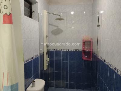 Casa de 5 alcobas en venta en La America, Medellín, 140 m² · foto 12 de 19