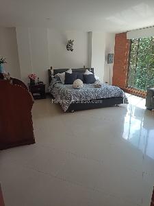 Casa de 5 alcobas en venta en Cortijo De San Jose, Sabaneta, 200 m² · foto 9 de 12