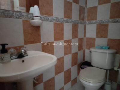 Casa de 5 alcobas en venta en La Hacienda, Cali, 104 m² · foto 9 de 20