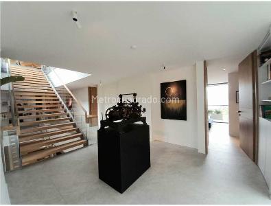 Casa de 5 alcobas en venta en Los Balsos 2, Medellín, 844 m² · foto 18 de 20