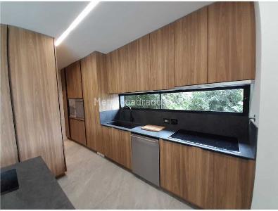 Casa de 5 alcobas en venta en Los Balsos 2, Medellín, 844 m² · foto 9 de 20