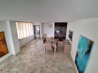 Apartamento de 4 alcobas en venta en Santa Monica Residential, Cali, 250 m² · foto 12 de 20