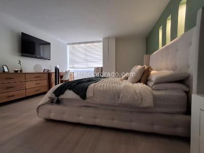Apartamento de 3 alcobas en venta en El Tesoro, Medellín, 220 m² · foto 14 de 18
