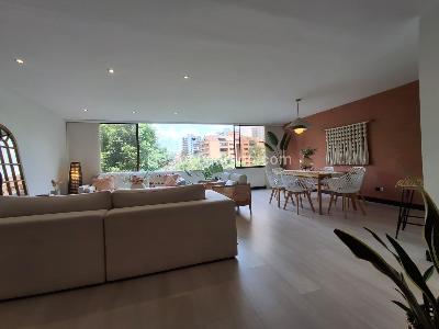 Apartamento de 3 alcobas en venta en El Tesoro, Medellín, 220 m² · foto 16 de 18