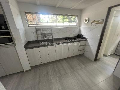 Apartamento de 4 alcobas en venta en Camino Real, Cali, 140 m² · foto 3 de 16