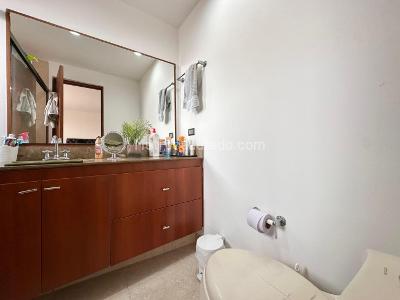 Apartamento de 4 alcobas en venta en La Florida, Medellín, 150 m² · foto 5 de 20