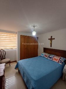 Apartamento de 3 alcobas en venta en Laureles, Medellín, 84 m² · foto 5 de 19