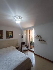 Apartamento de 3 alcobas en venta en Laureles, Medellín, 84 m² · foto 9 de 19