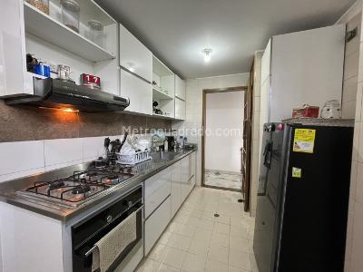Apartamento de 3 alcobas en venta en Nueva Tequendama, Cali, 109 m² · foto 10 de 20