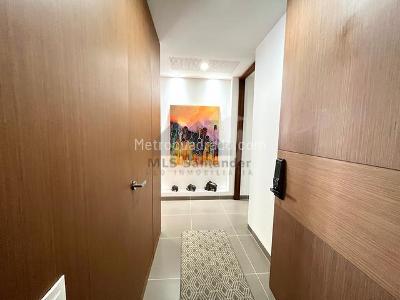 Apartamento de 4 alcobas en venta en Cabecera Del Llano, Bucaramanga, 157 m² · foto 2 de 20