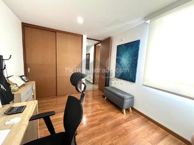 Apartamento de 4 alcobas en venta en Cabecera Del Llano, Bucaramanga, 157 m² · foto 11 de 20