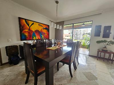 Apartamento de 3 alcobas en venta en Santa Rita, Cali, 191 m² · foto 4 de 19