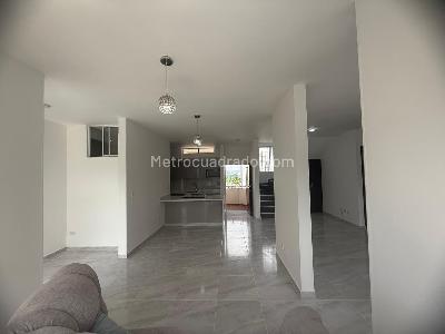 Apartamento de 3 alcobas en venta en Cañaveral, Floridablanca, 194 m² · foto 4 de 20