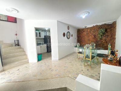 Casa de 3 alcobas en venta en Caney Especial, Cali, 210 m² · foto 13 de 18