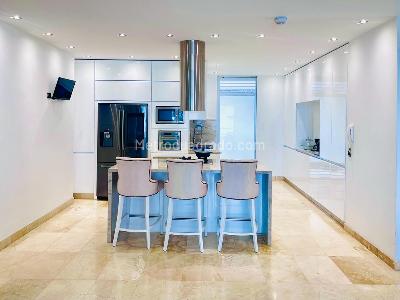 Apartamento de 3 alcobas en venta en Cerro Cristales, Cali, 200 m² · foto 2 de 14
