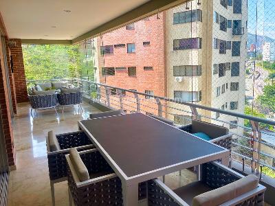 Apartamento de 3 alcobas en venta en Cerro Cristales, Cali, 200 m² · foto 13 de 14