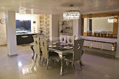 Casa de 3 alcobas en venta en Laureles, Medellín, 440 m² · foto 10 de 20