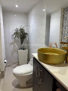 Casa de 3 alcobas en venta en Laureles, Medellín, 440 m² · foto 9 de 20