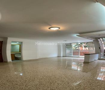 Apartamento en venta en Laureles, Medellín · foto 8 de 20