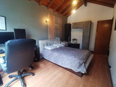 Casa de 5 alcobas en venta en Loma Del Escobero, Envigado, 176 m² · foto 12 de 20