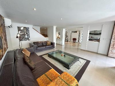 Casa de 4 alcobas en venta en Normandia, Cali, 380 m² · foto 3 de 20