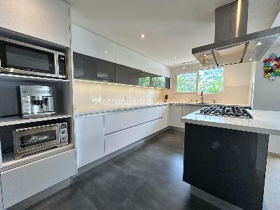 Casa de 4 alcobas en venta en Normandia, Cali, 380 m² · foto 8 de 20