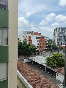 Apartamento de 3 alcobas en venta en La Flora, Cali, 90 m² · foto 2 de 10