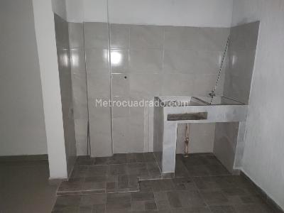 Casa de 5 alcobas en venta en La Base, Cali, 317 m² · foto 17 de 20