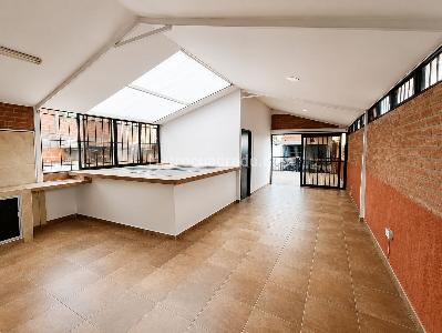 Casa de 5 alcobas en venta en La Base, Cali, 317 m² · foto 18 de 20