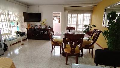 Casa de 5 alcobas en venta en Ciudad Cordoba, Cali, 140 m² · foto 7 de 20