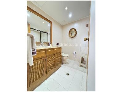 Apartamento en venta en La Castellana, Medellín · foto 4 de 17