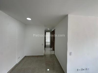Apartamento de 3 alcobas en venta en Santa Ana, Bello, 76 m² · foto 12 de 16