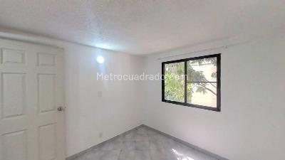 Apartamento de 3 alcobas en venta en Primero De Mayo, Cali, 61 m² · foto 2 de 10