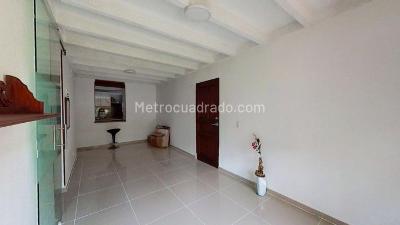 Apartamento de 3 alcobas en venta en Los Farallones, Cali, 63 m² · foto 2 de 15