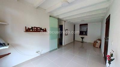 Apartamento de 3 alcobas en venta en Los Farallones, Cali, 63 m² · foto 3 de 15