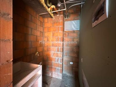 Apartamento de 3 alcobas en venta en Santa Ana, Bello, 76 m² · foto 4 de 17