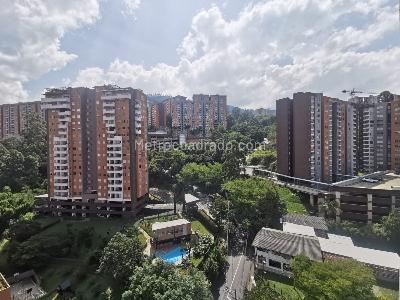 Apartamento en venta en Loma Del Barro, Envigado · foto 6 de 20