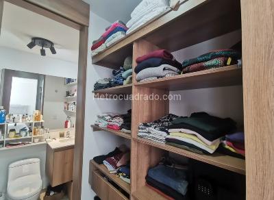 Apartamento en venta en Loma Del Barro, Envigado · foto 14 de 20