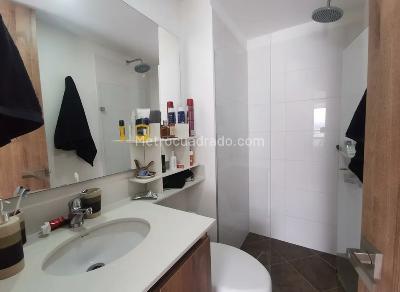 Apartamento en venta en Loma Del Barro, Envigado · foto 18 de 20
