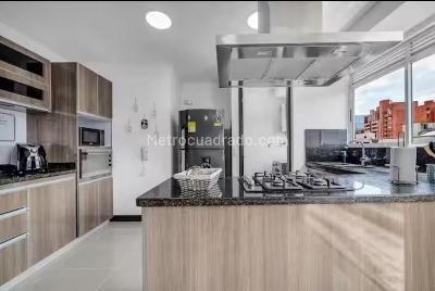 Apartamento en venta en Laureles, Medellín · foto 2 de 11