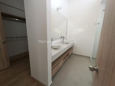 Casa de 3 alcobas en venta en Gualanday, Rionegro, 162 m² · foto 9 de 10